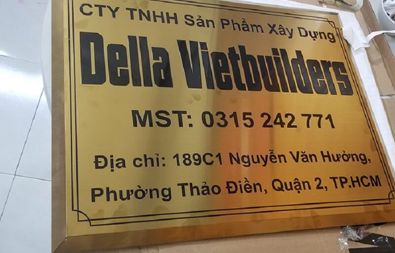 bang-hieu-inox-vang-mo