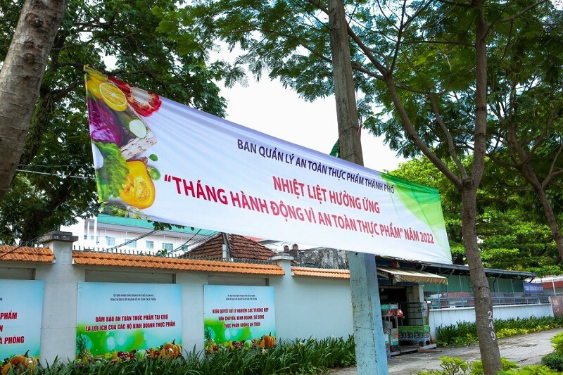 báo giá dịch vụ treo băng rôn