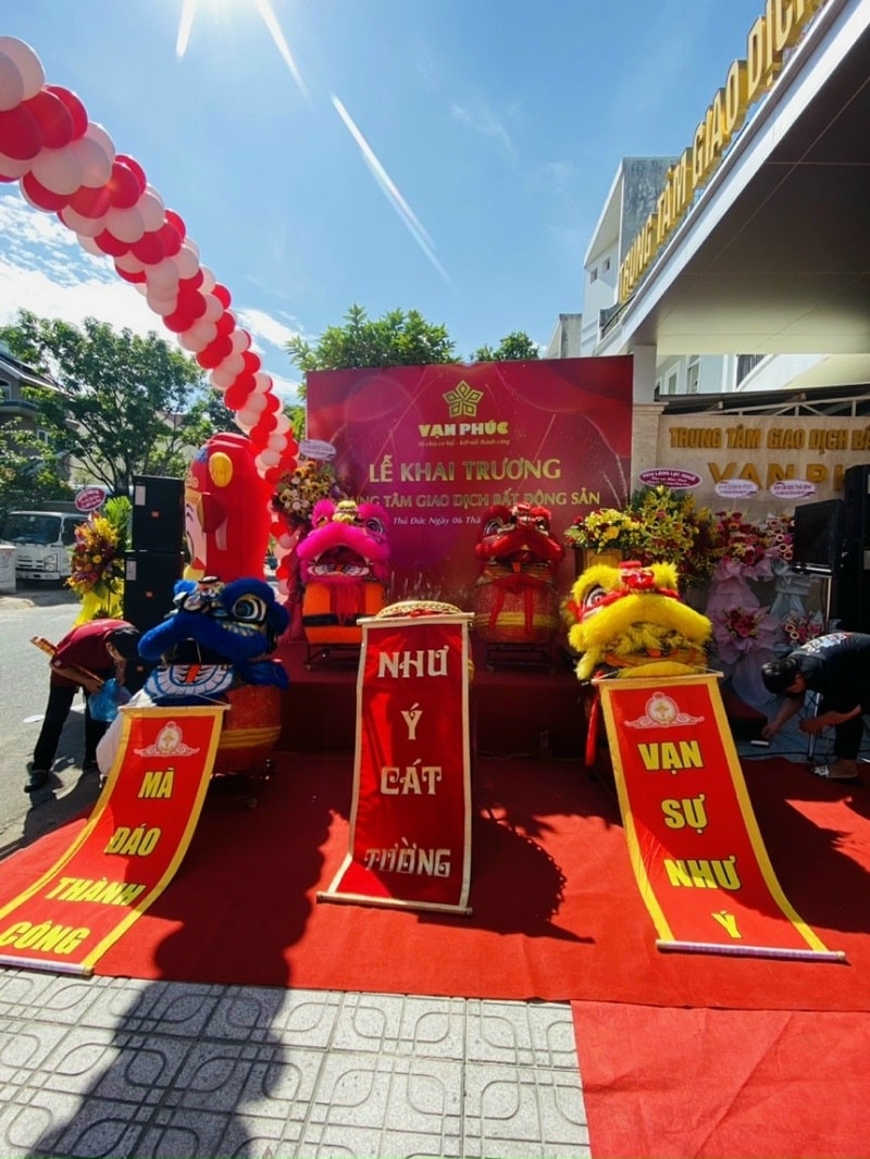 dich-vu-tron-goi-su-kien-01