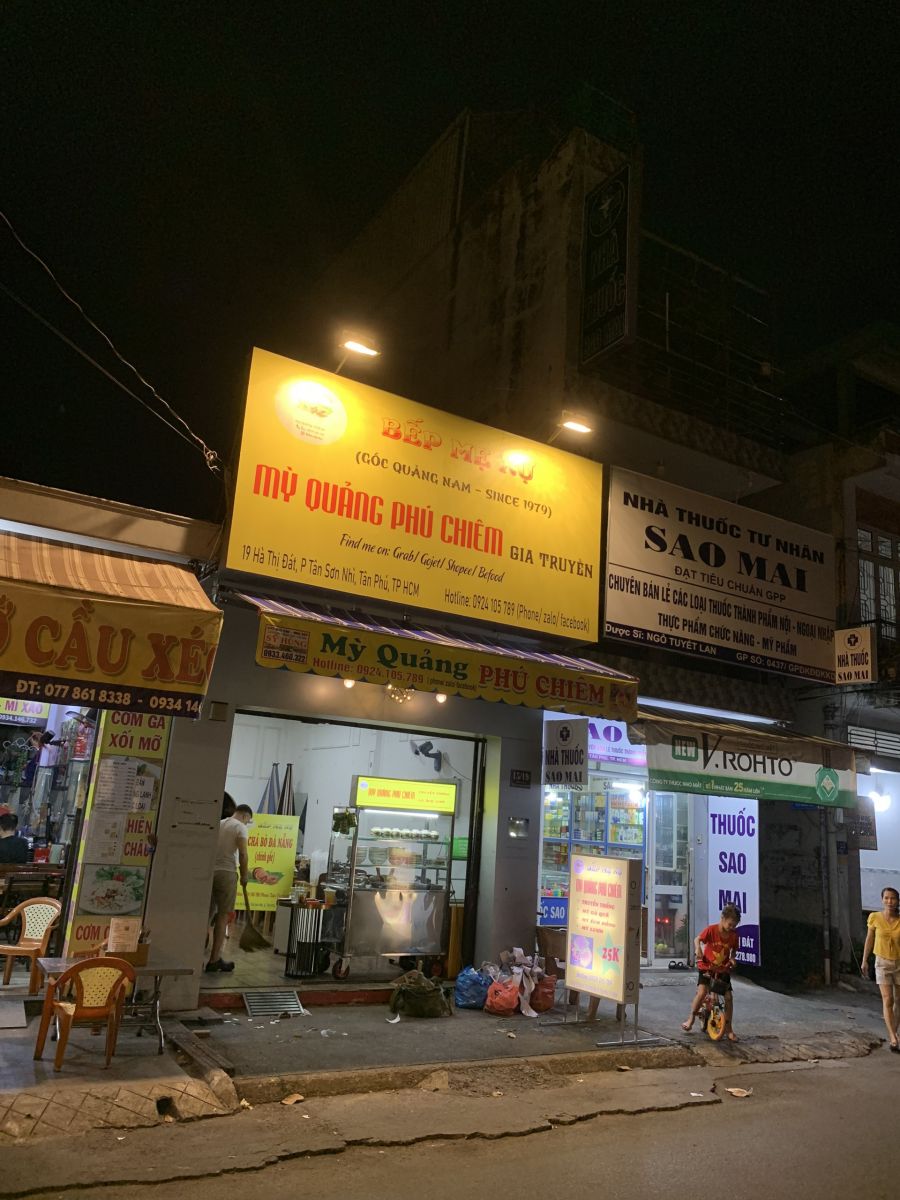 thiết kế thi công biển hiệu