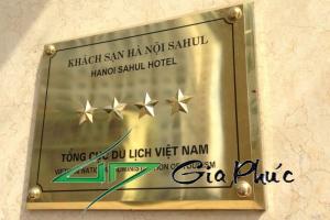 Bảng hiệu đồng ăn mòn